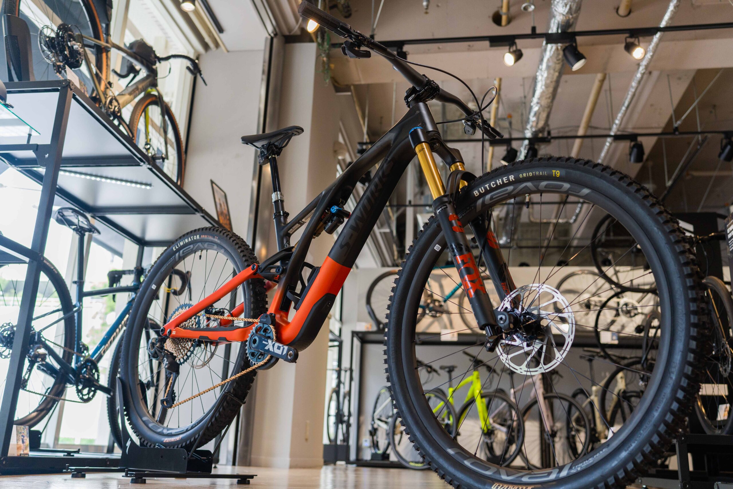 トレイルライドをさらに楽しみたい方へ S-WORKS STUMPJUMPER EVO