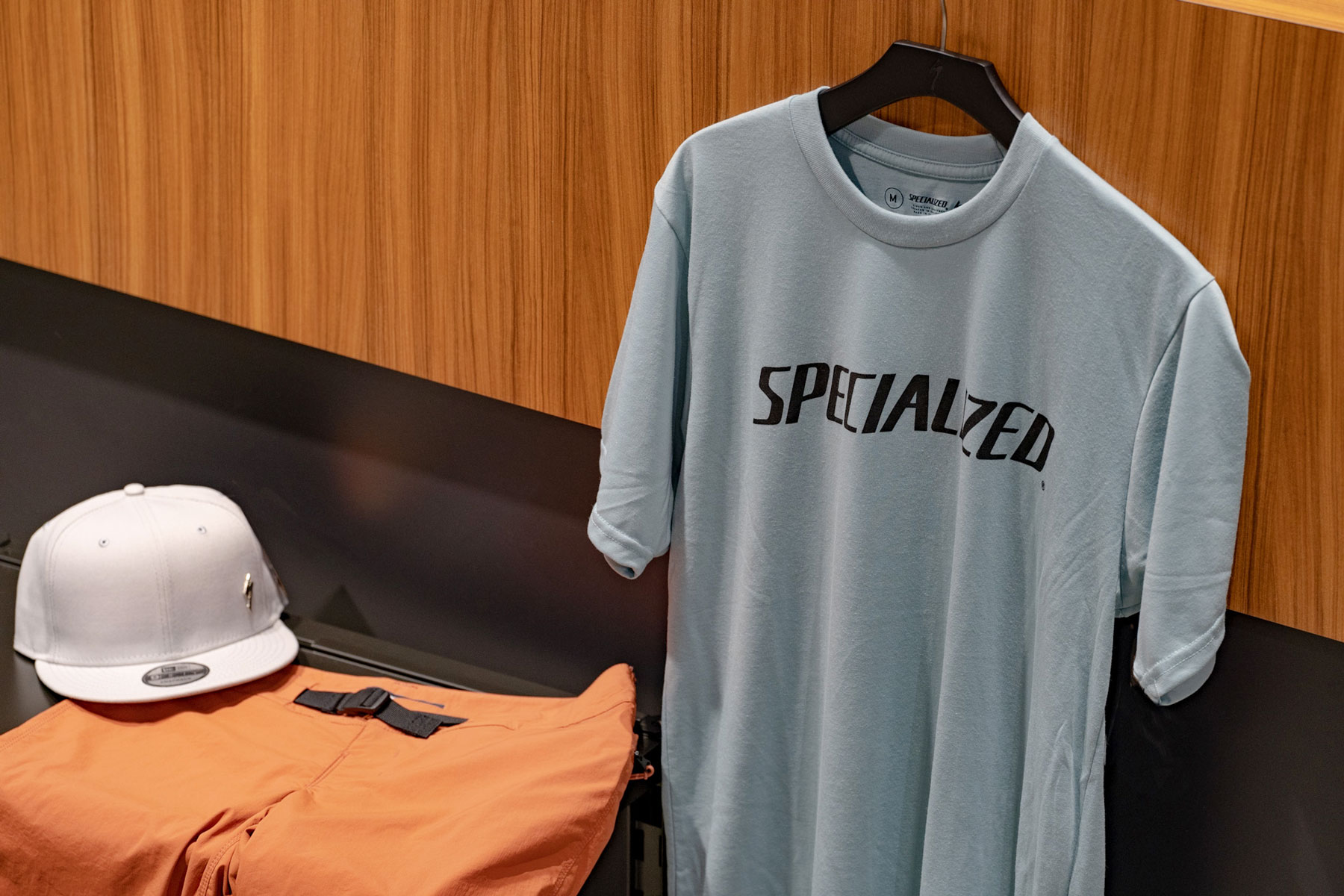 スペシャライズド　Tシャツ